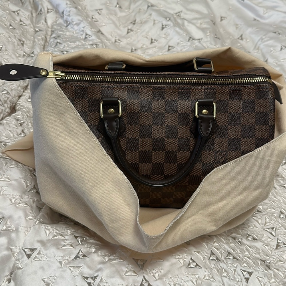 Louis Vuitton speedy 30